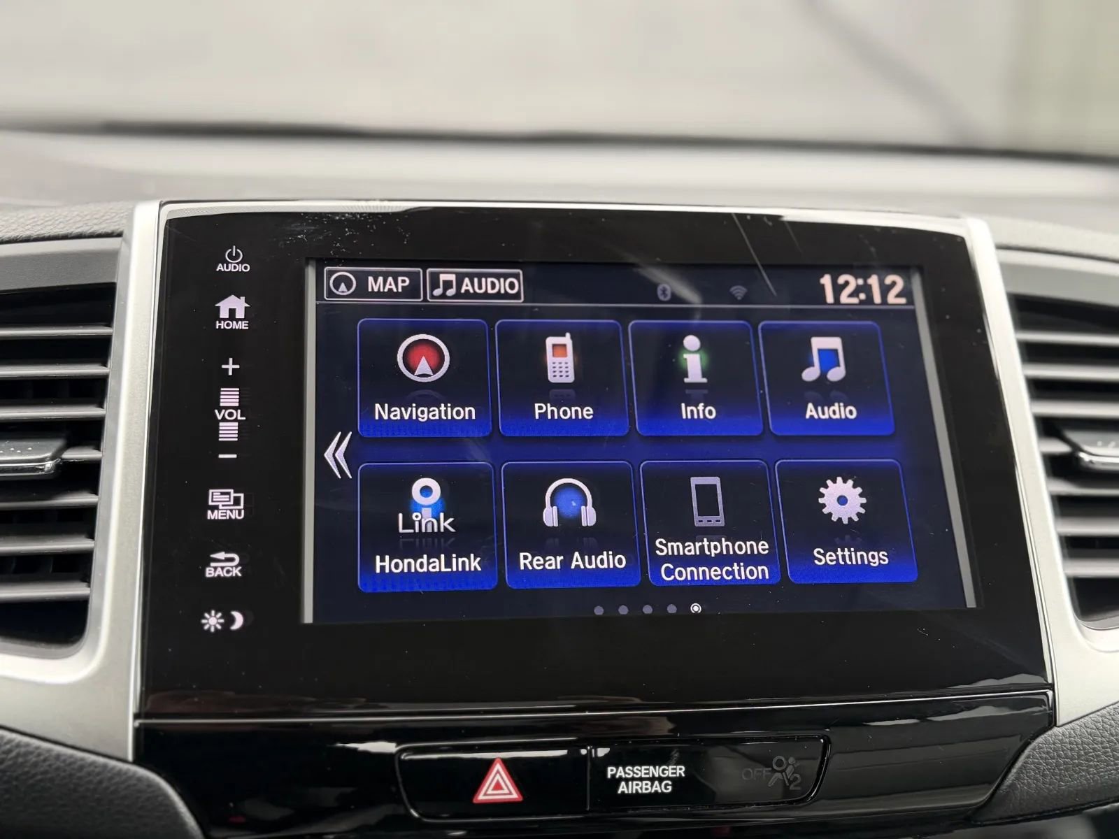 Used 2018 Honda Pilot Touring image 37