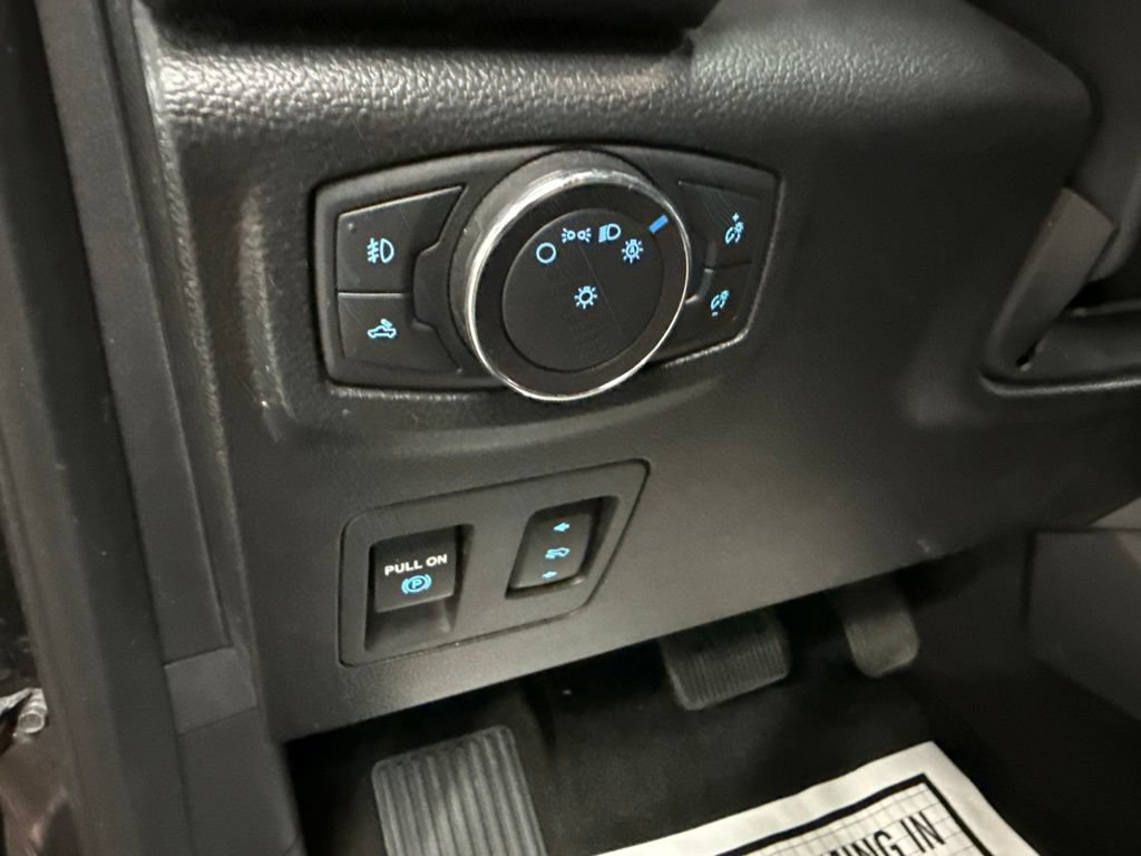 Used 2018 Ford F150 XLT w/ Equipment Group 302A Luxury AWD/4WD image 21