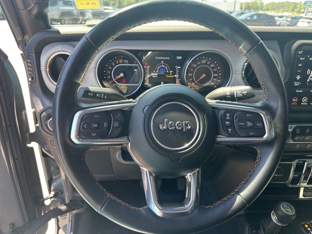 Used 2022 Jeep Gladiator Overland AWD/4WD image 14