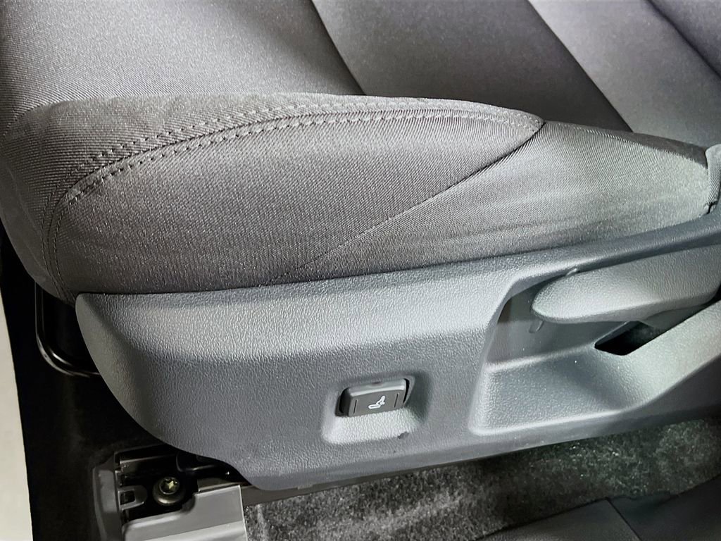 New 2026 Toyota Tacoma SR5 AWD/4WD image 17