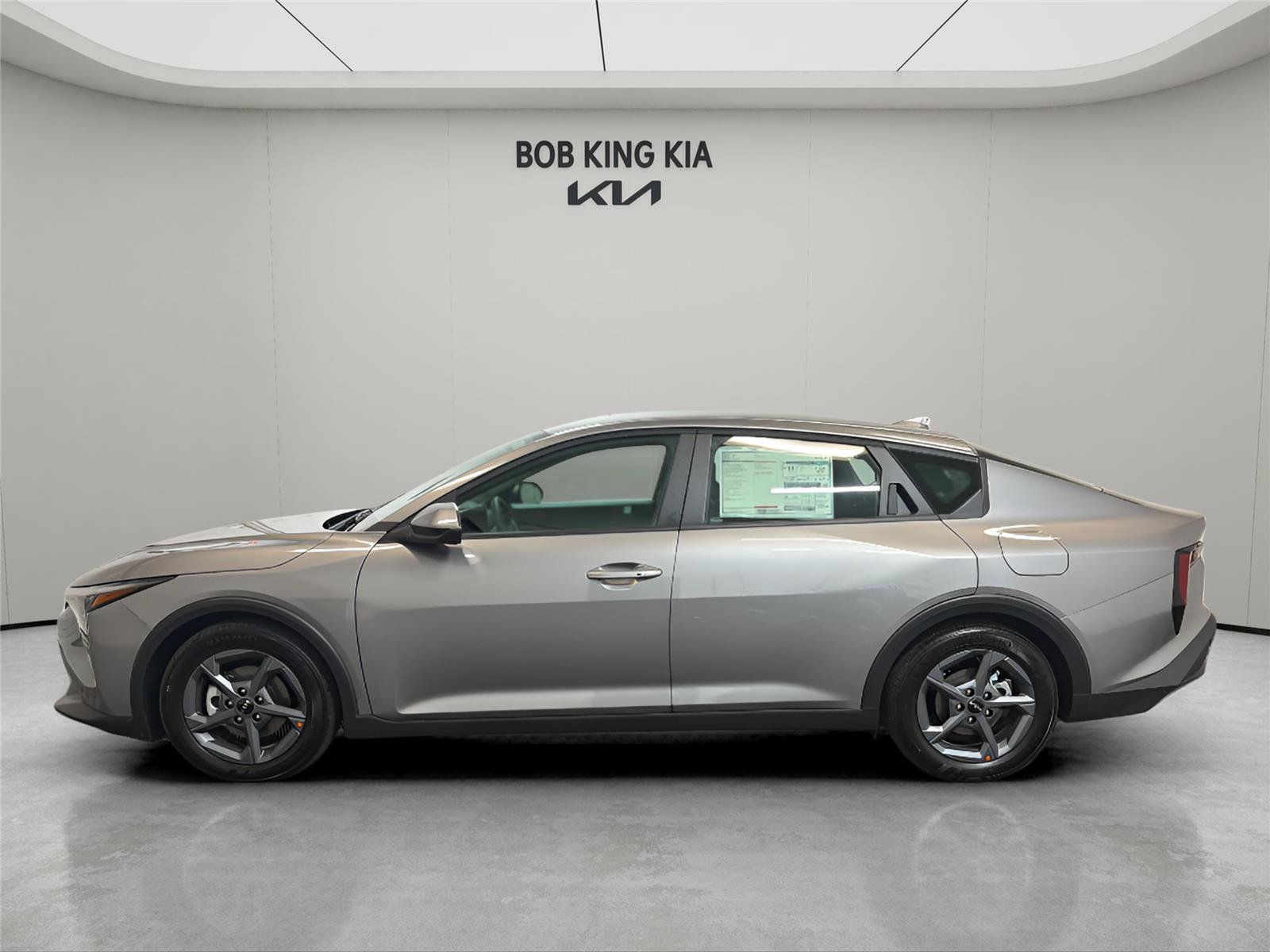 New 2026 Kia K4 FWD image 2