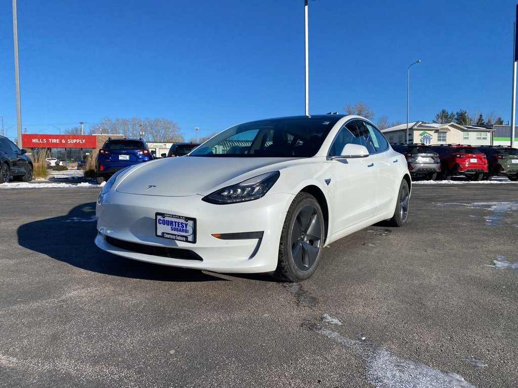 Used 2020 Tesla Model 3 Long Range image 3