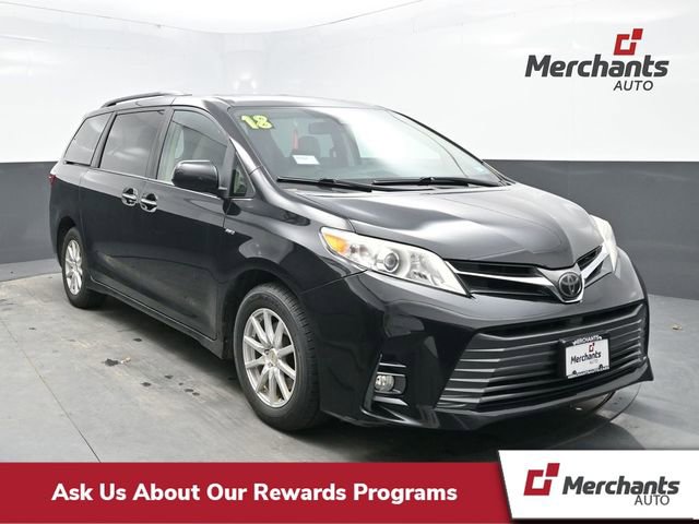 Used 2018 Toyota Sienna XLE AWD/4WD image 1