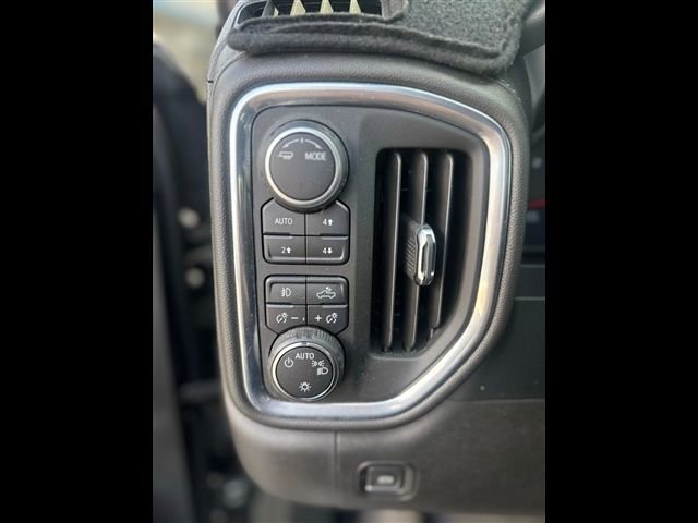 Used 2022 Chevrolet Silverado 2500 LT w/ Convenience Package image 12