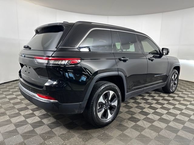 Used 2024 Jeep Grand Cherokee Limited 4xe image 3