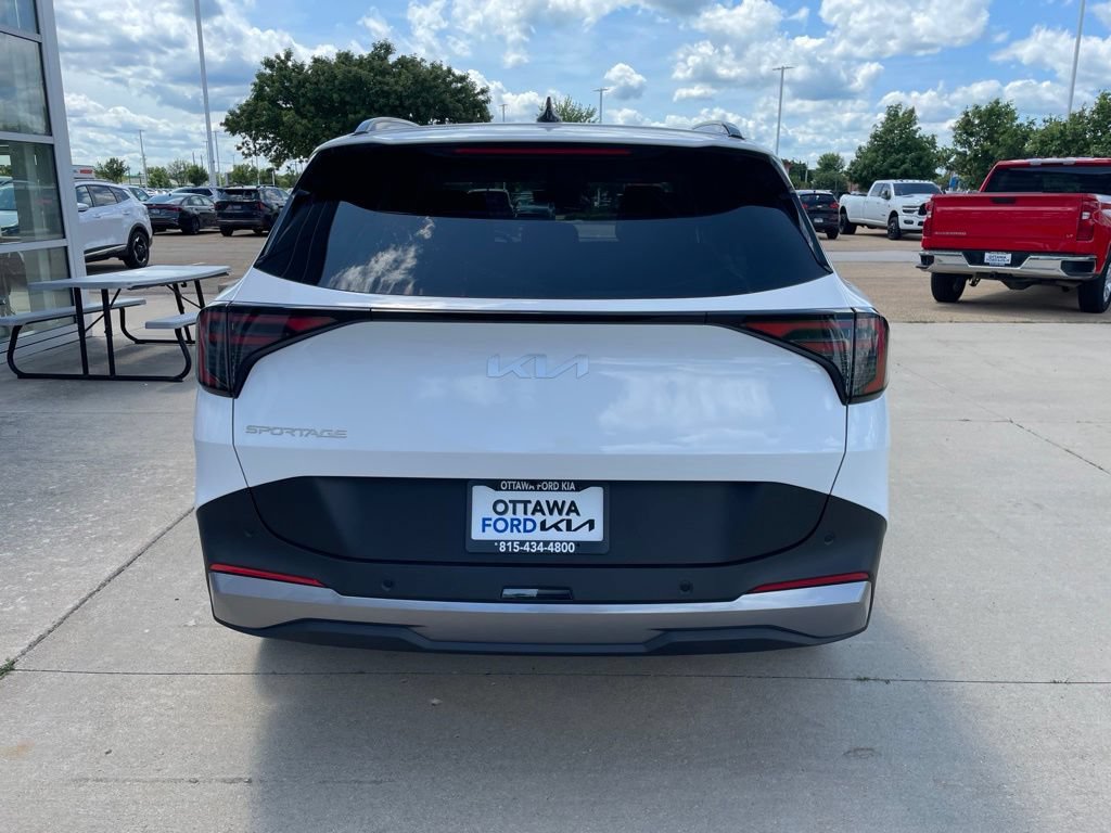 New 2026 Kia Sportage EX FWD image 6