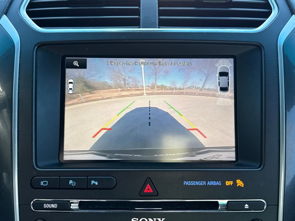 Used 2016 Ford Explorer Limited w/ Equipment Group 301A image 24