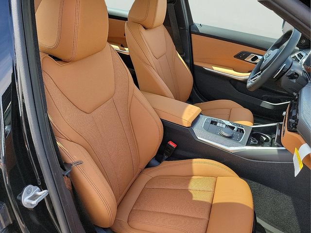 New 2026 BMW 330i xDrive Sedan w/ M Sport Package AWD/4WD image 18