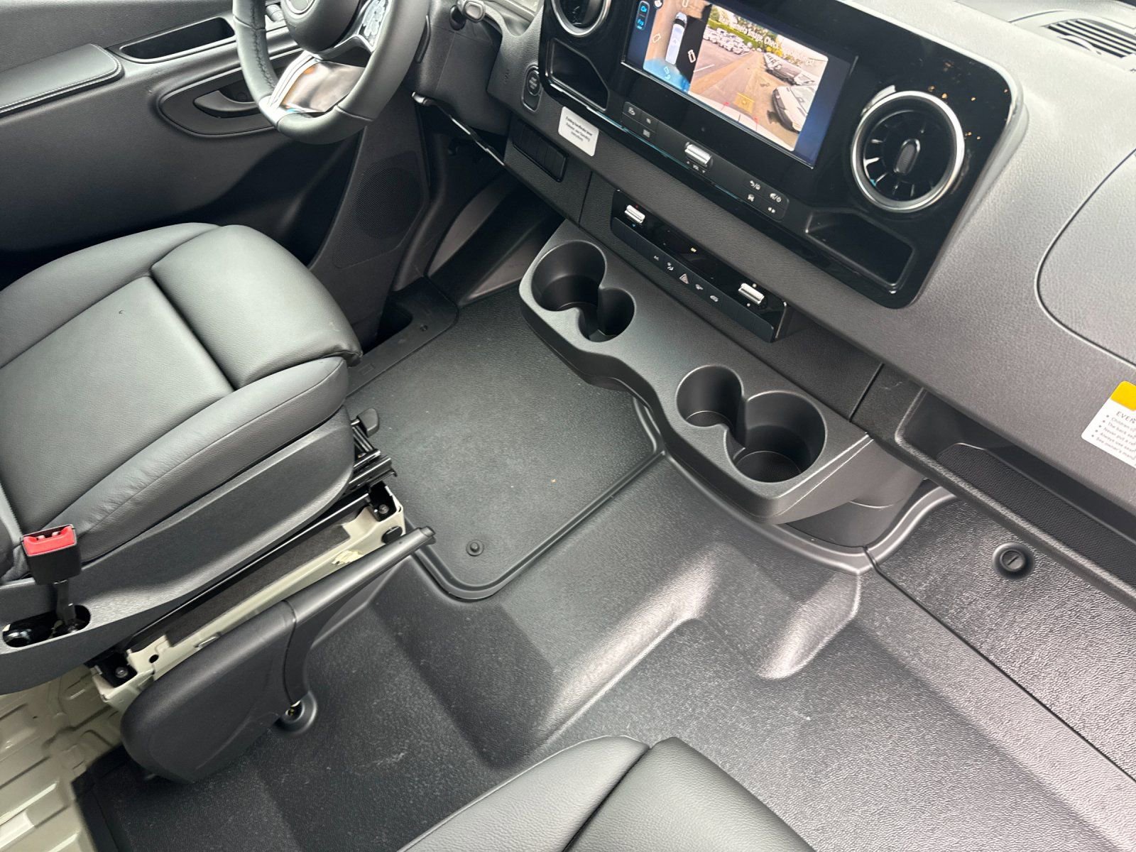 New 2026 Mercedes-Benz Sprinter 144 Cargo image 17