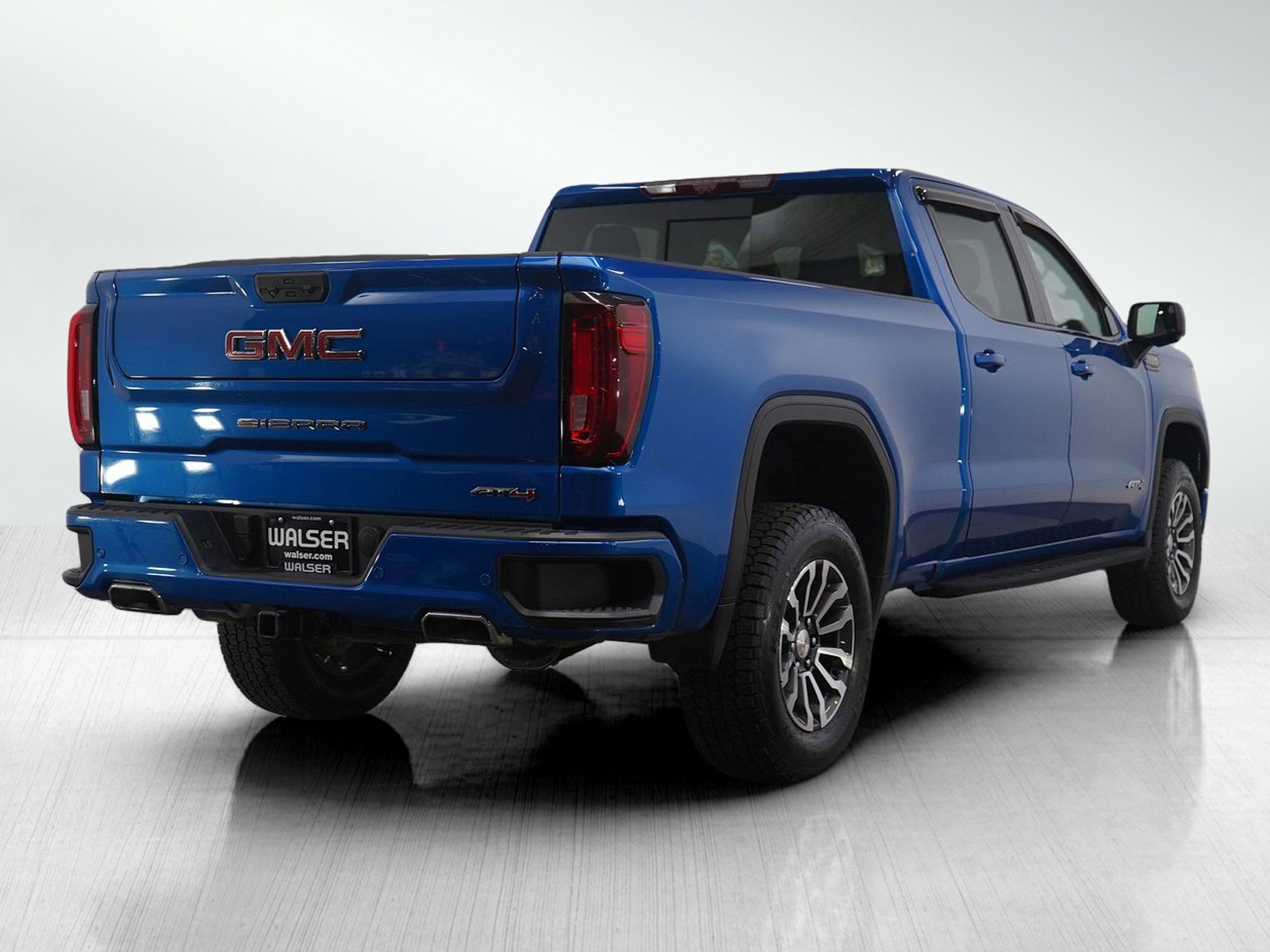 Used 2022 GMC Sierra 1500 AT4 w/ AT4 Premium Package image 5