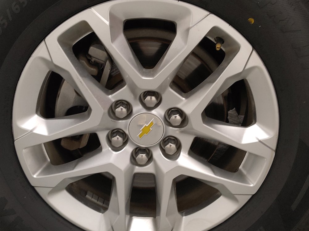 Used 2019 Chevrolet Traverse LT FWD image 31