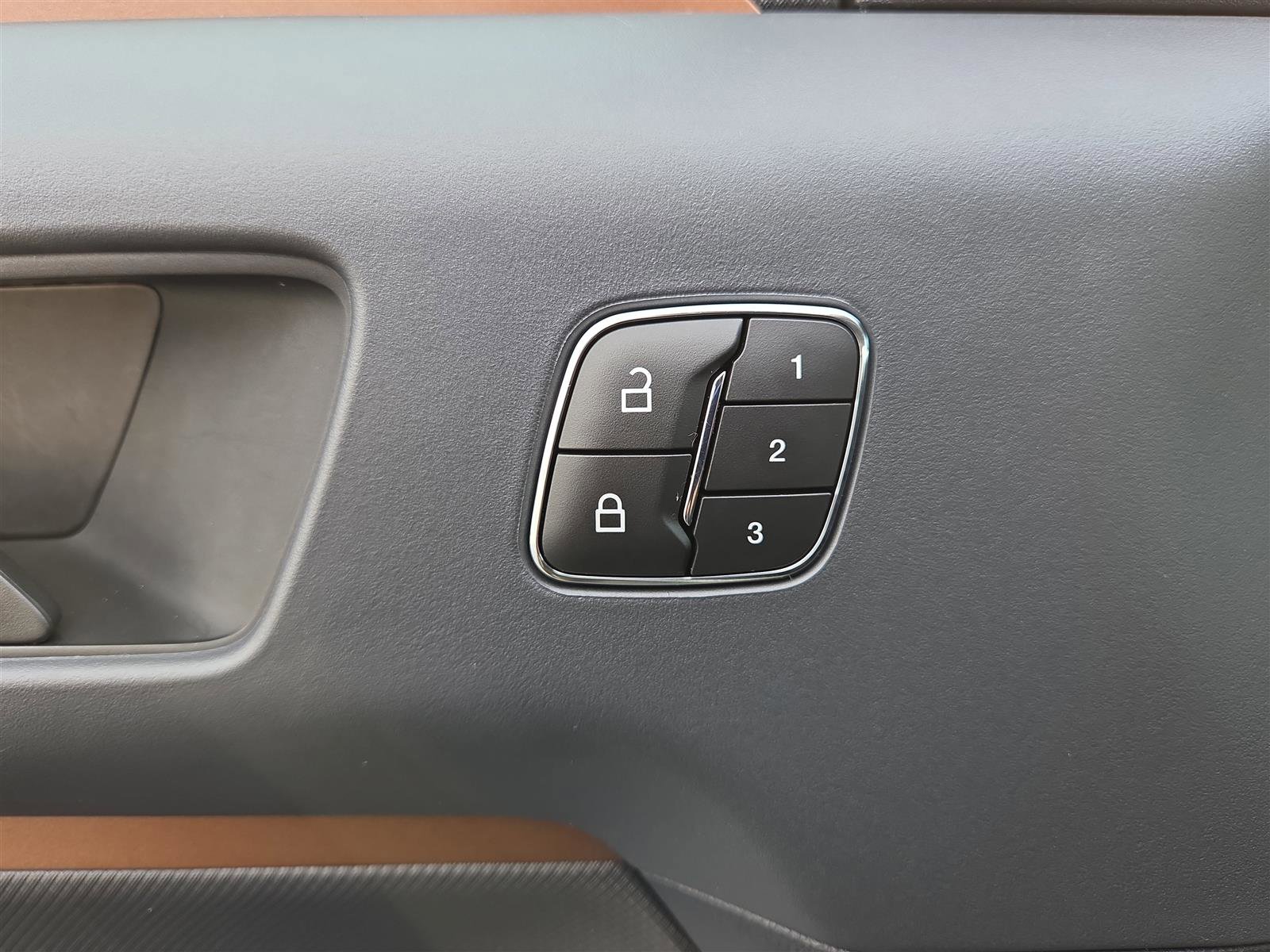 Used 2024 Ford Bronco Sport Outer Banks w/ Tech Package image 13