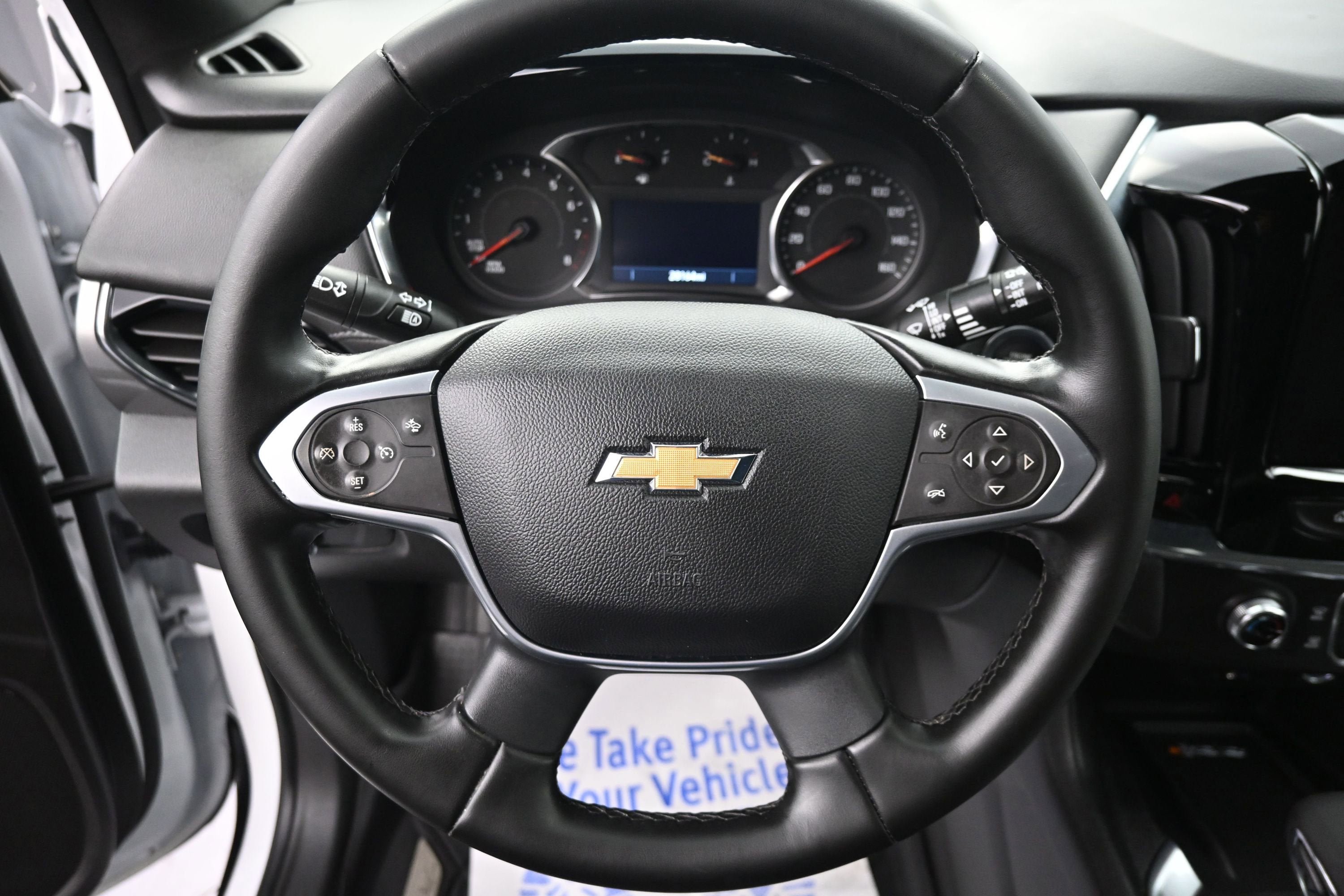 Used 2023 Chevrolet Traverse LT AWD/4WD image 11