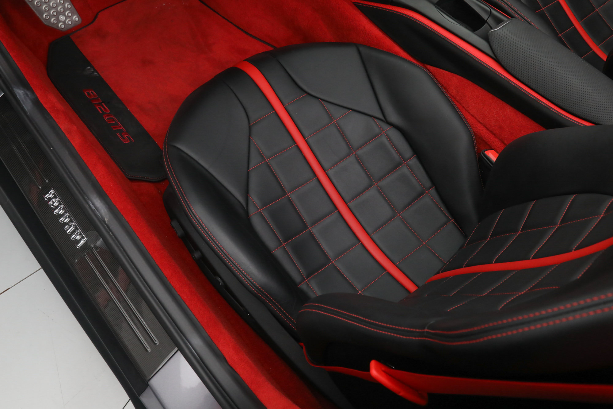 Certified 2021 Ferrari 812 GTS RWD image 27