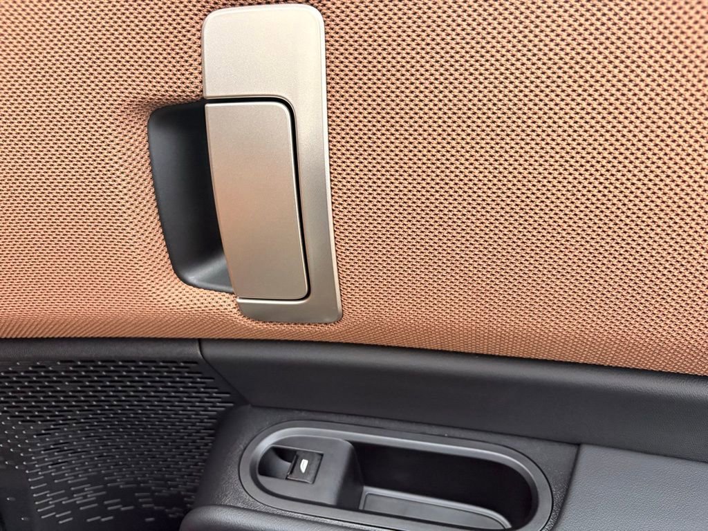 Used 2025 MINI Cooper Countryman S w/ Comfort Package Max image 23