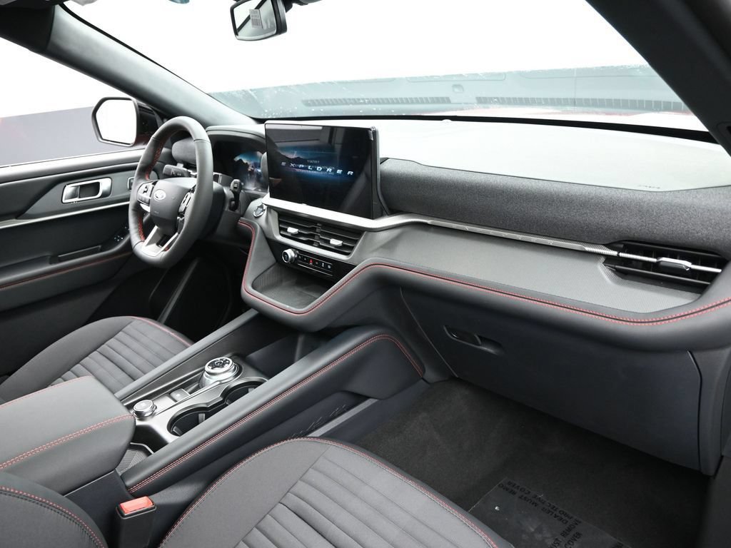 New 2026 Ford Explorer ST-Line w/ ST-Line Street Pack AWD/4WD image 28