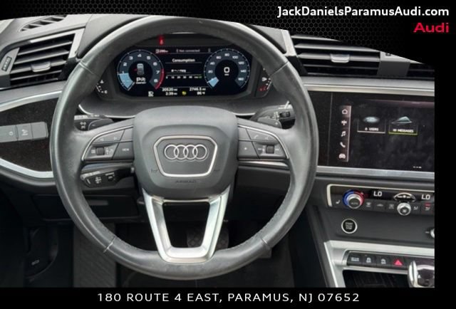 Used 2024 Audi Q3 2.0T Premium w/ Convenience Package AWD/4WD image 10