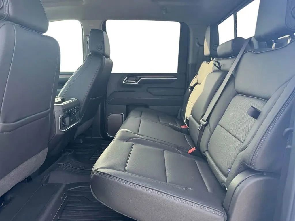 New 2026 GMC Sierra 2500 Denali w/ Technology Package AWD/4WD image 20