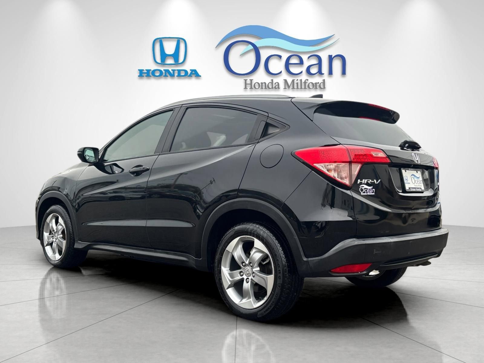 Used 2017 Honda HR-V EX-L image 5