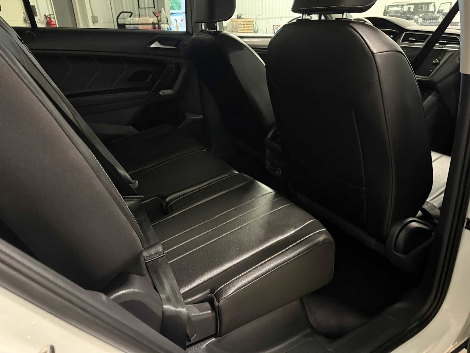 Certified 2022 Volkswagen Tiguan SE FWD image 26