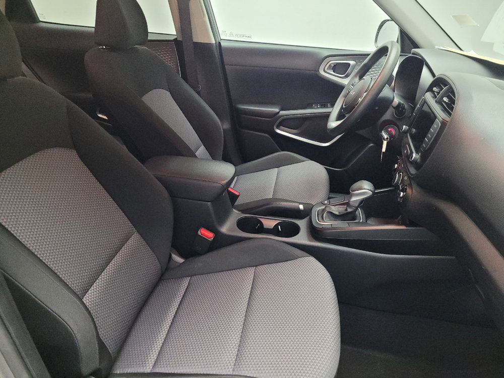 Used 2023 Kia Soul LX w/ Option Group 015 image 21