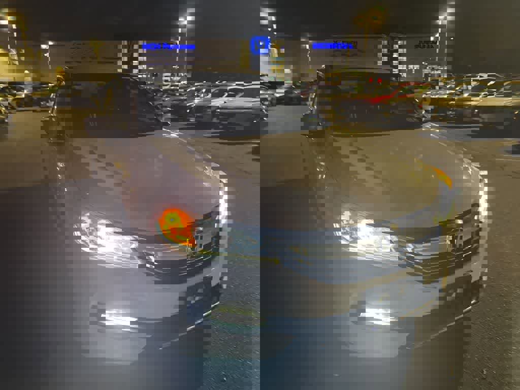 Used 2016 Honda Accord Sport image 9