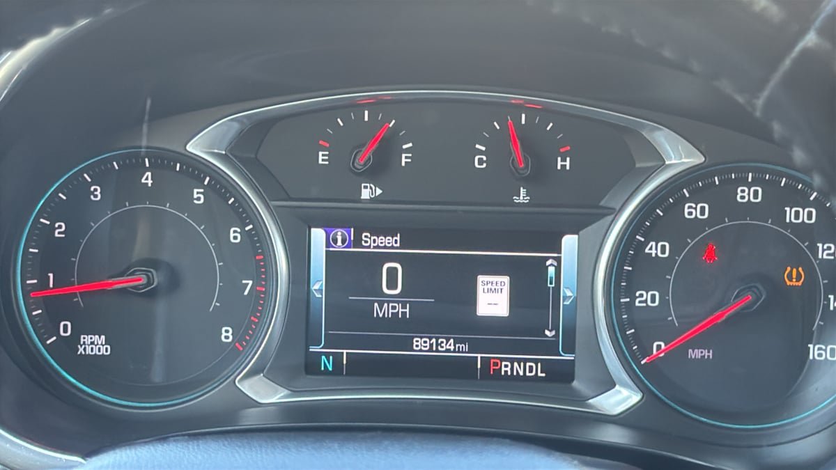 Used 2017 Chevrolet Malibu Premier w/ Premier Sun and Wheel Package FWD image 13