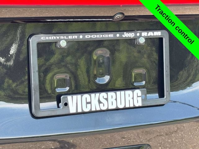 Used 2023 Chrysler Pacifica Touring-L FWD image 40