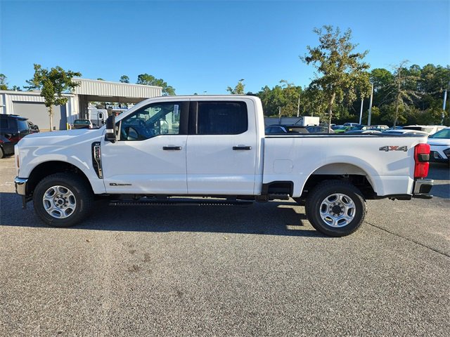 New 2026 Ford F250 4x4 Crew Cab Super Duty image 4