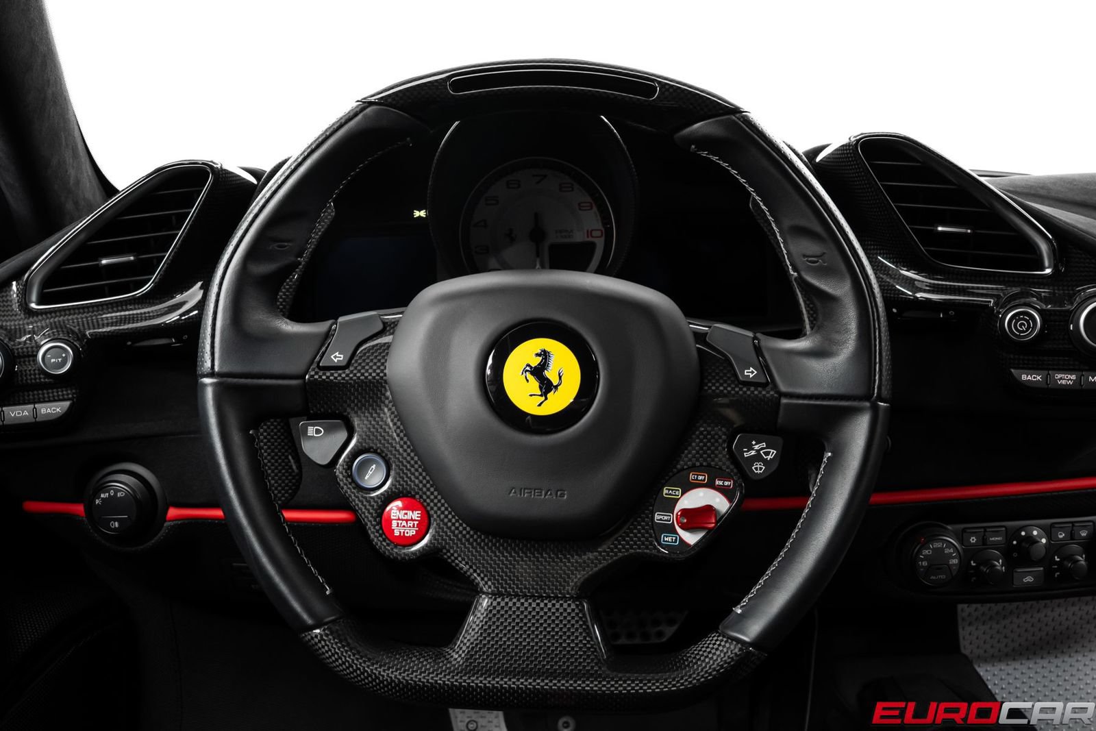 Used 2019 Ferrari 488 Pista Coupe RWD image 34