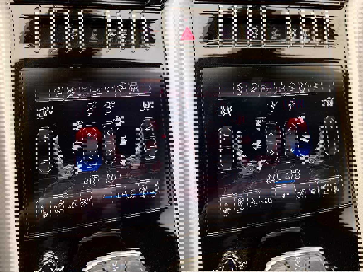 Used 2021 Lamborghini Urus image 46