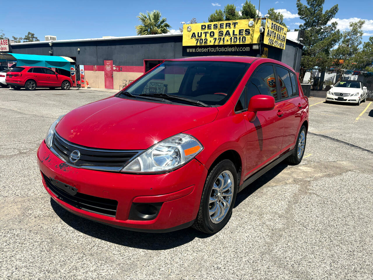 Used 2012 Nissan Versa 1.8 S image 2