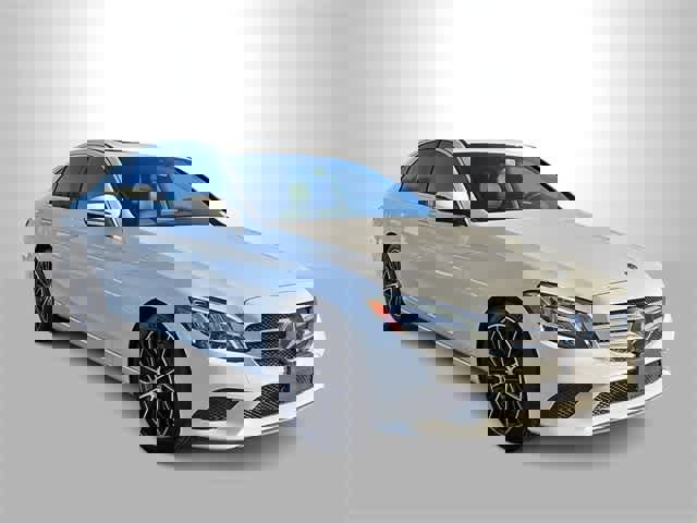 Used 2020 Mercedes-Benz C 300 Sedan image 2