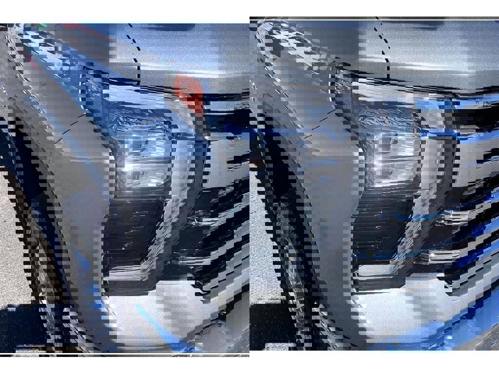 Used 2024 Chevrolet Silverado 3500 LTZ image 29