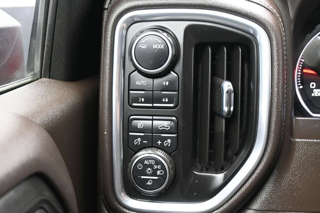 Used 2022 Chevrolet Silverado 3500 LTZ w/ LTZ Convenience Package AWD/4WD image 24