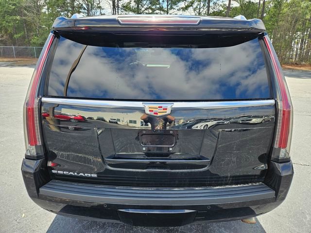 Used 2019 Cadillac Escalade Luxury AWD/4WD image 6