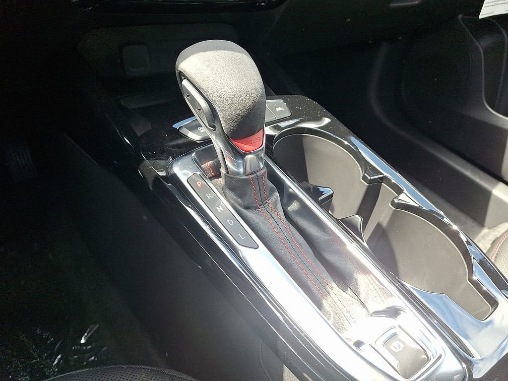 New 2026 Chevrolet Trax RS w/ Sunroof Package FWD image 7