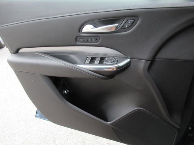 Certified 2025 Cadillac XT4 Premium Luxury image 25