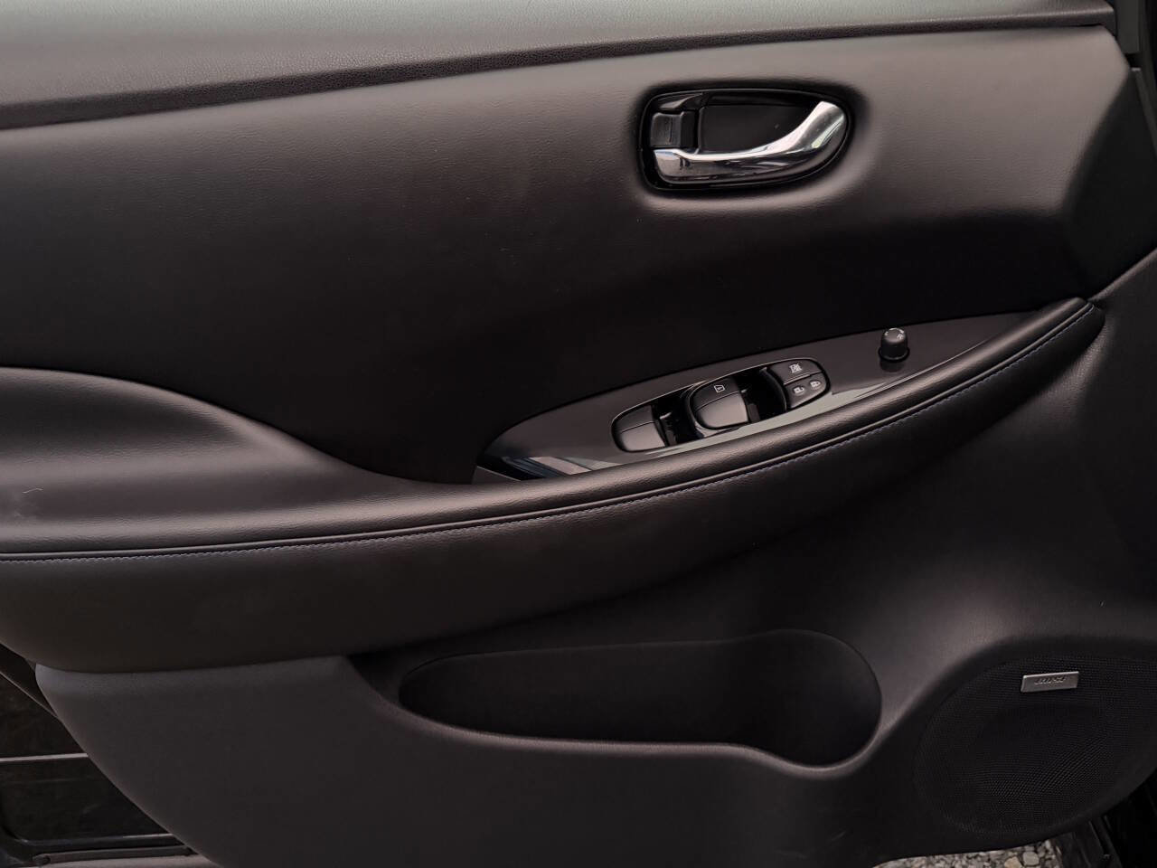 Used 2019 Nissan Leaf SL w/ SL Technology Package image 11
