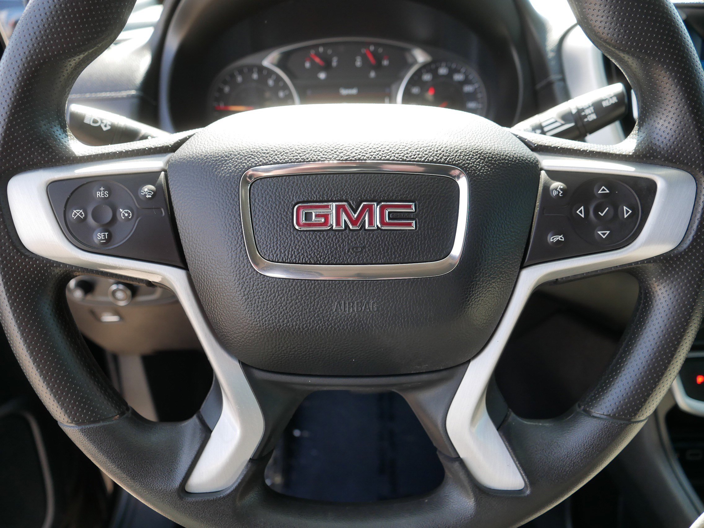 Used 2023 GMC Terrain SLE w/ Driver Convenience Package AWD/4WD image 25