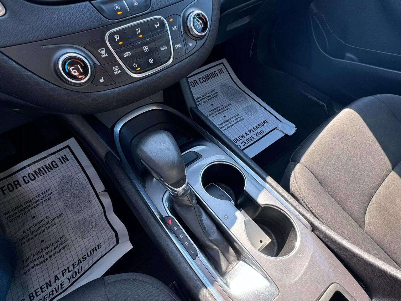 Used 2021 Chevrolet Malibu LT image 27