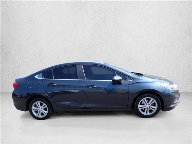 Used 2018 Chevrolet Cruze LT FWD image 8