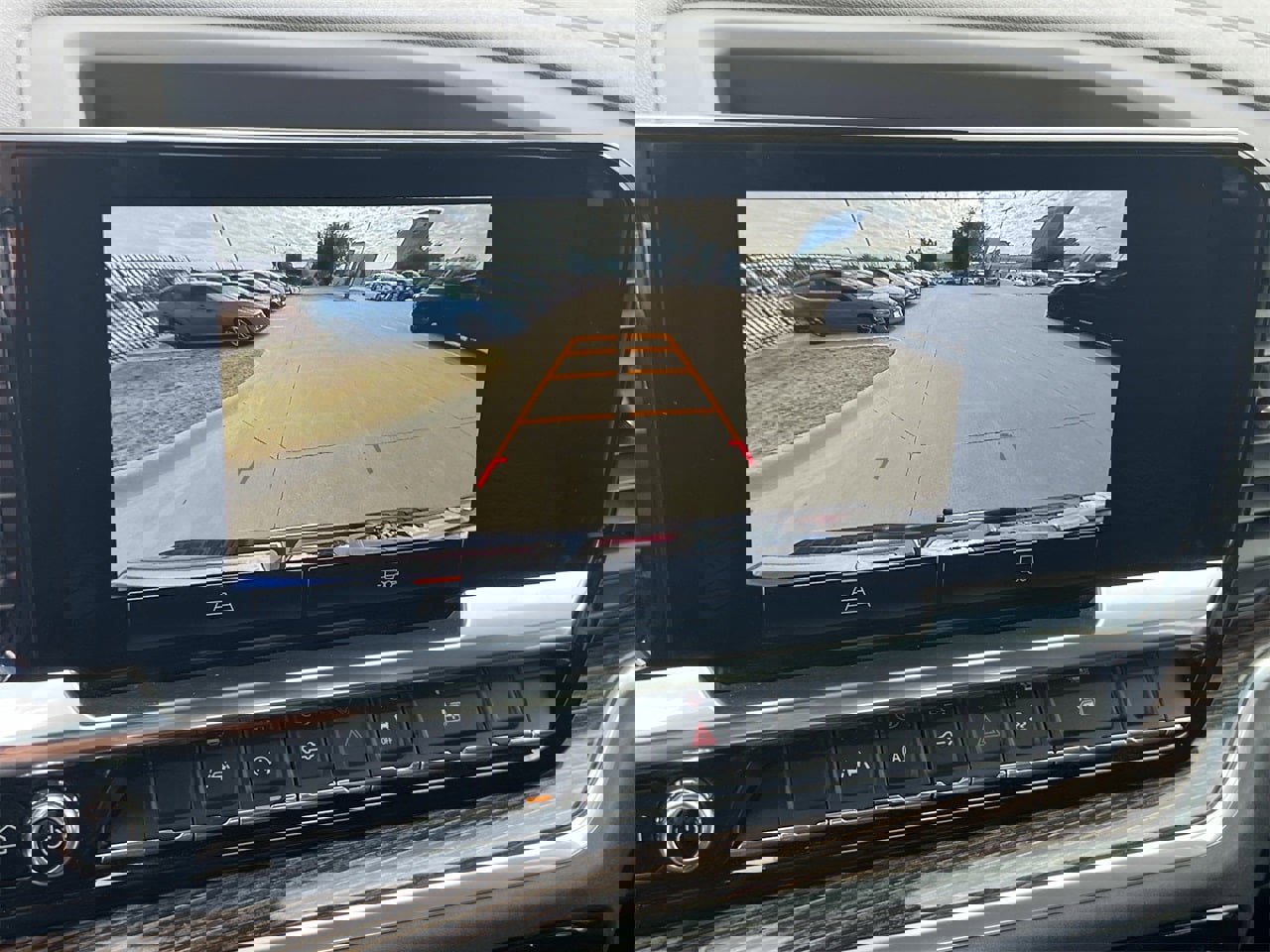 Used 2023 GMC Sierra 1500 Elevation image 18