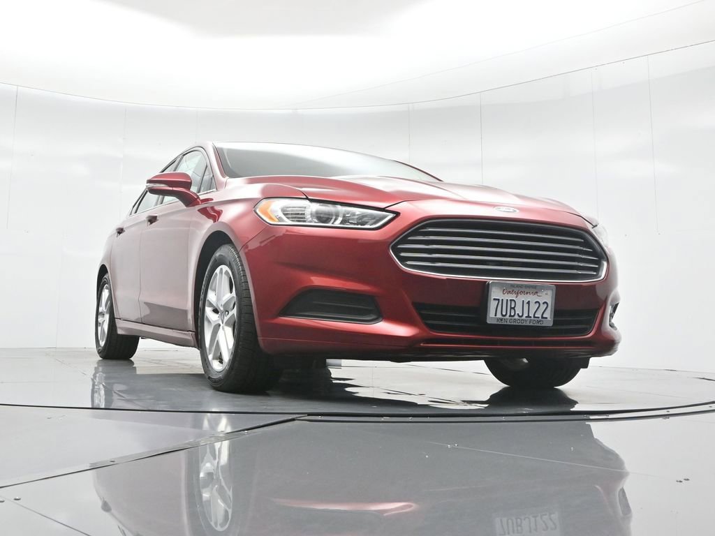 Used 2016 Ford Fusion SE FWD image 44