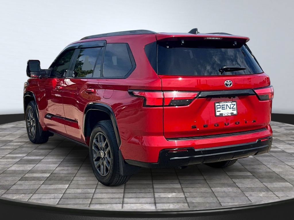 Used 2024 Toyota Sequoia Platinum AWD/4WD image 5