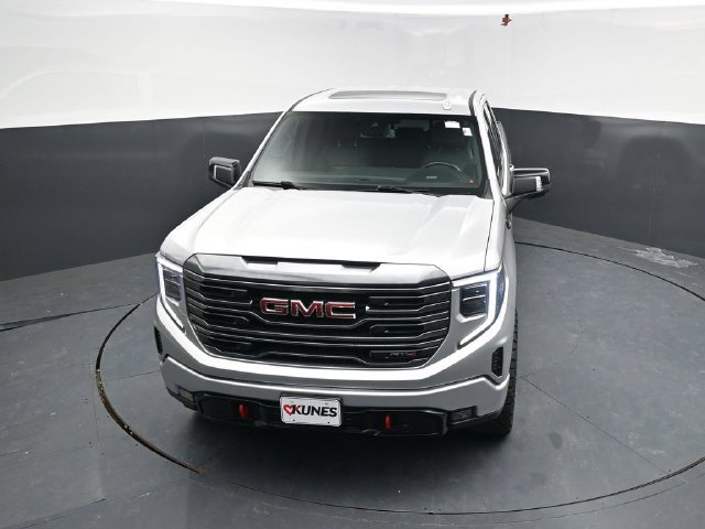 Used 2022 GMC Sierra 1500 AT4 w/ AT4 Preferred Package AWD/4WD image 47