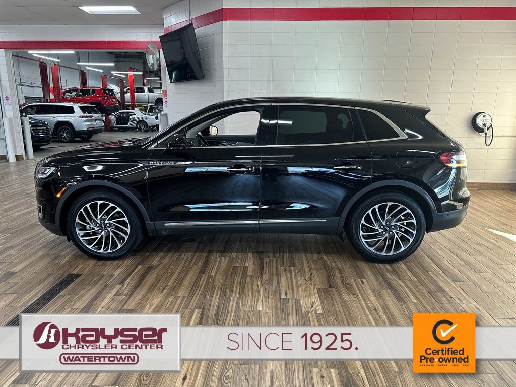 Used 2019 Lincoln Nautilus Reserve FWD image 2