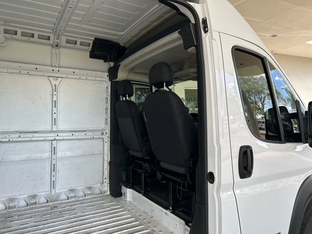 Used 2023 RAM ProMaster 2500 w/ Convenience Group image 24