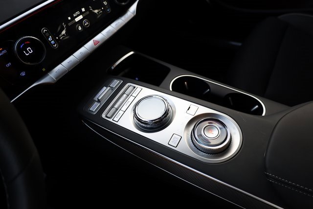 New 2025 Genesis GV70 3.5T Sport image 17