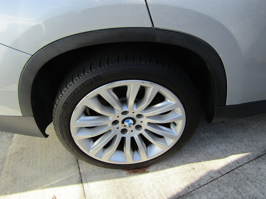 Used 2013 BMW X1 xDrive28i image 8